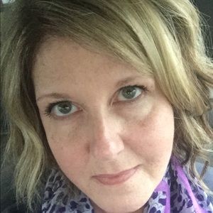 Meet your Posher, Monica